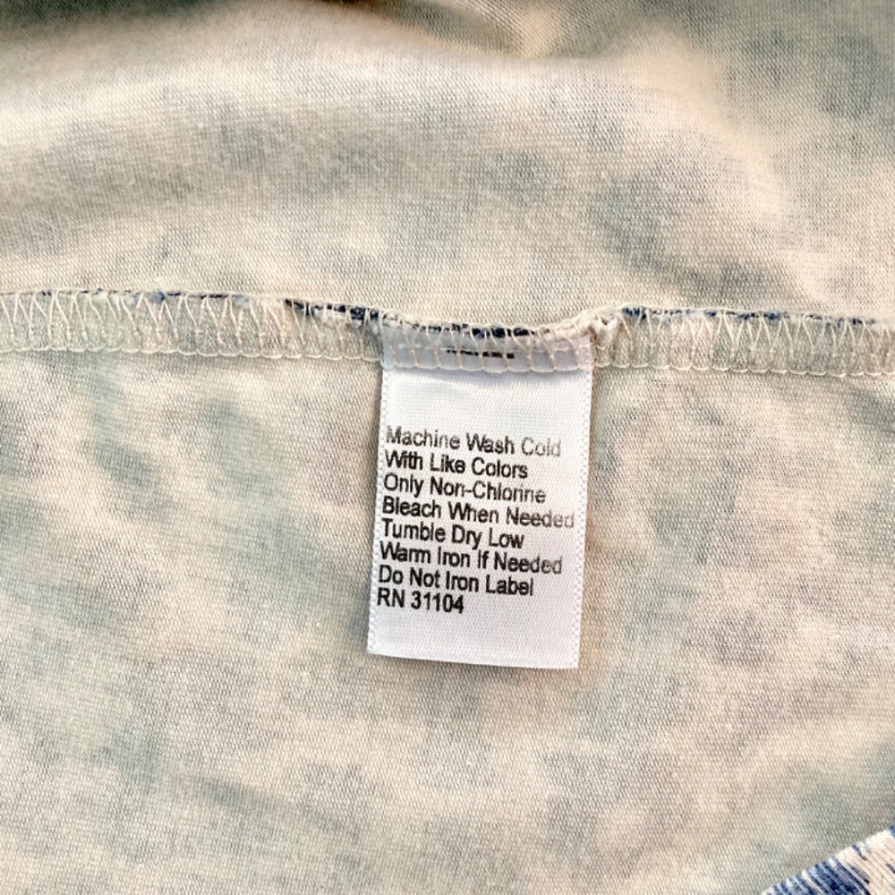 Navy blue leopard print top, Kim Rogers top, Kim Rogers Tee, Size L shirt - Picture 4 of 5